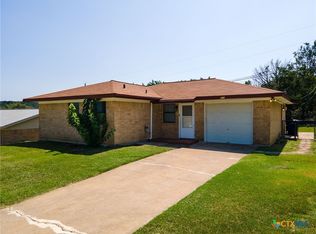 810 N 19th St, Copperas Cove, TX 76522