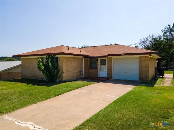 810 N 19th St, Copperas Cove, TX 76522