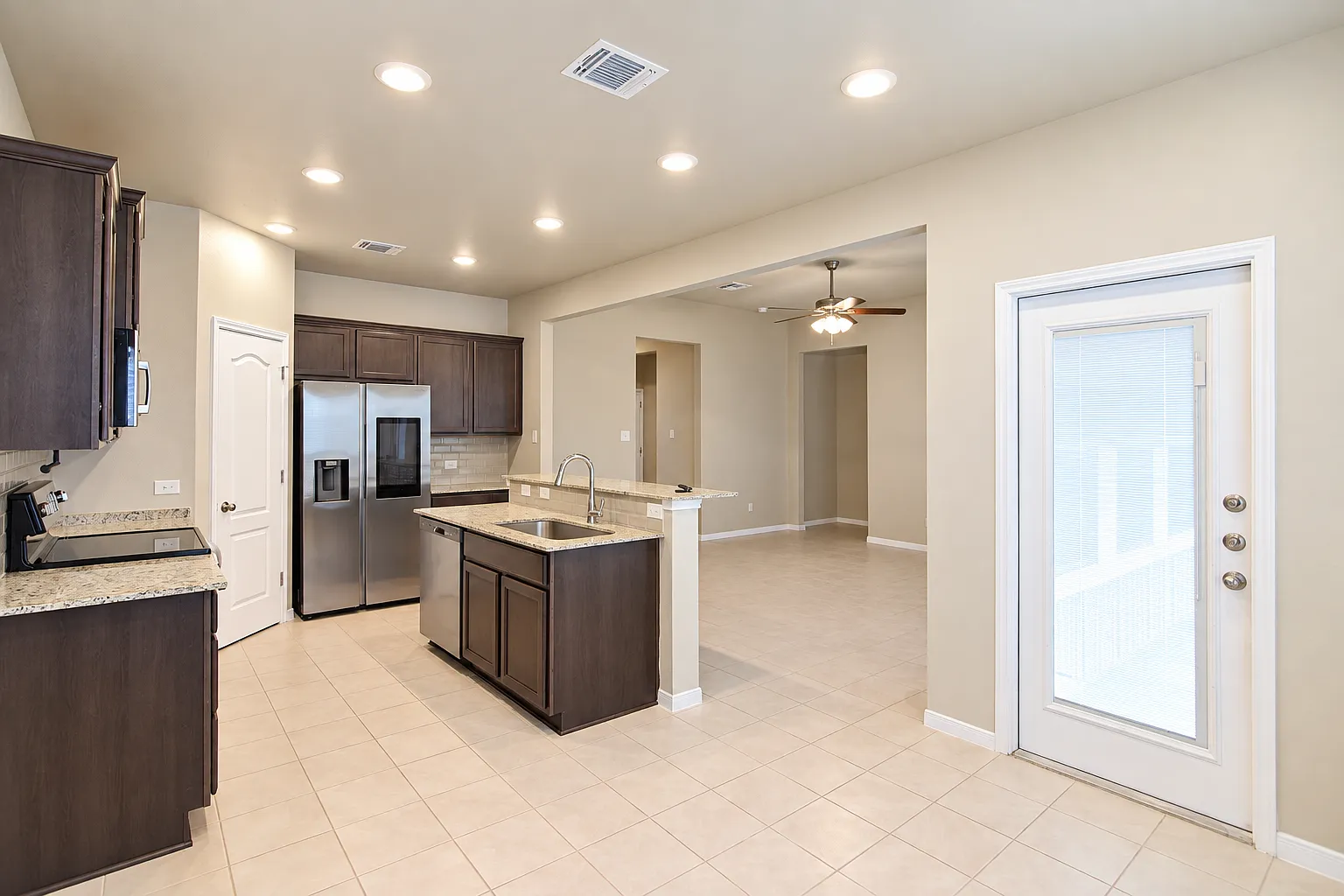 724 Gingham Trl, Troy — Photo 4