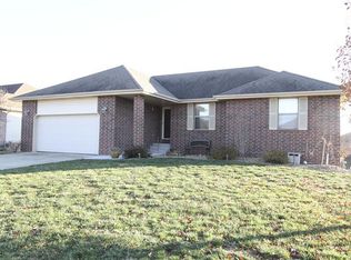 414 W River Birch Ct, Nixa, MO 65714