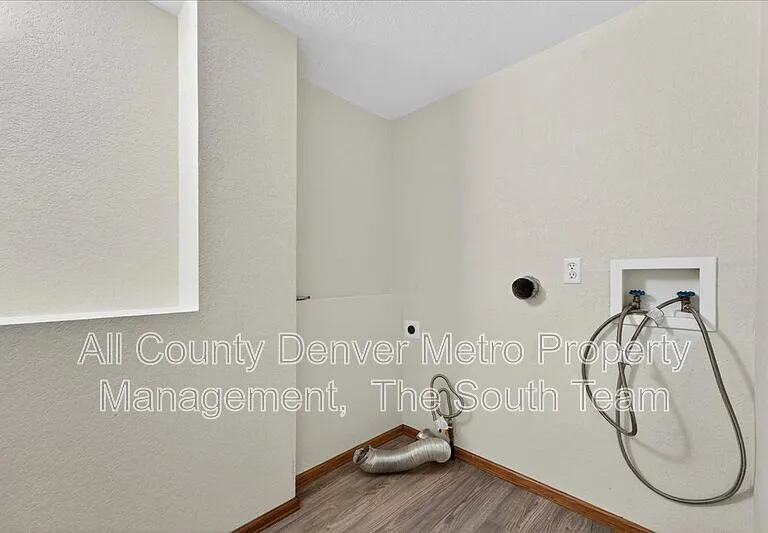 19721 E Stanford Dr — Photo 19