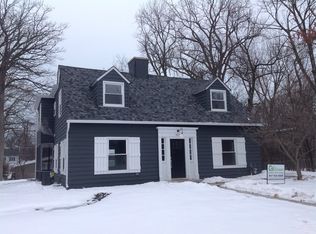 321 Lambert Tree Ave, Highland Park, IL 60035