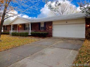 36 Roundtable Rd, Springfield, IL 62704