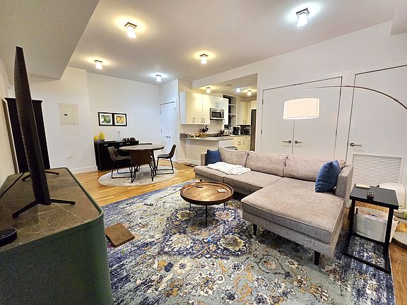 4th image of 184 Joralemon St APT 4A