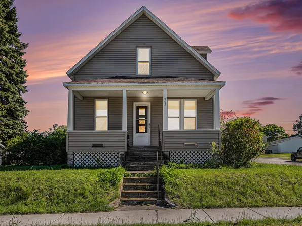 502 3rd St, Ludington, MI 49431