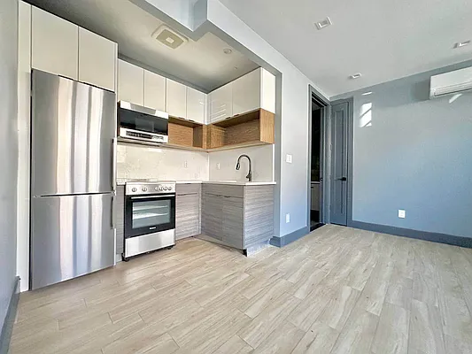 Rented by Doorway NYC, LLC | media 11