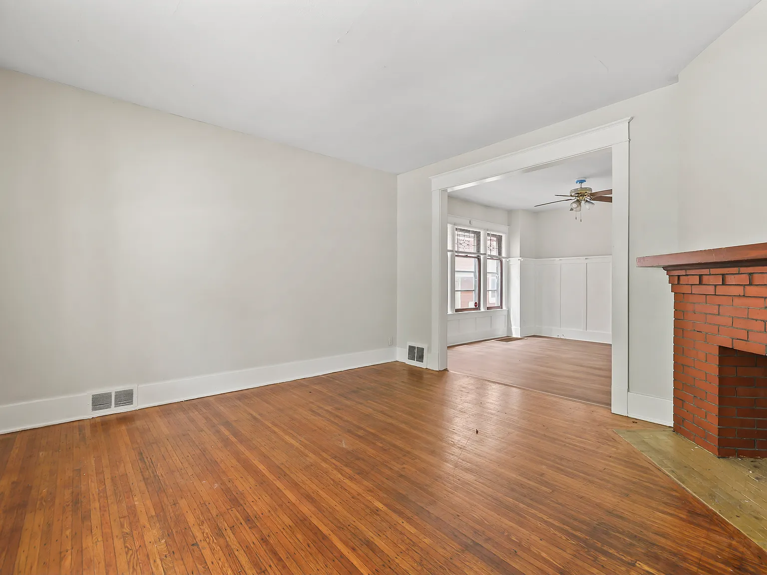 3 bed, 1200 sqft, $1,500 — Photo 3