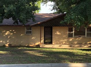 30 Highland Dr, Perry, OK 73077
