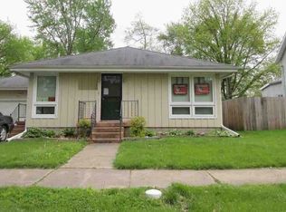 1206 Royal Ave, Pekin, IL