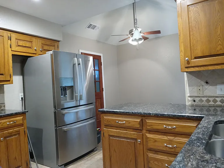 1802 Fairfax Cir — Photo 18