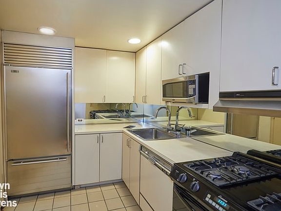 3rd image of 785 5th Ave APT 7D
