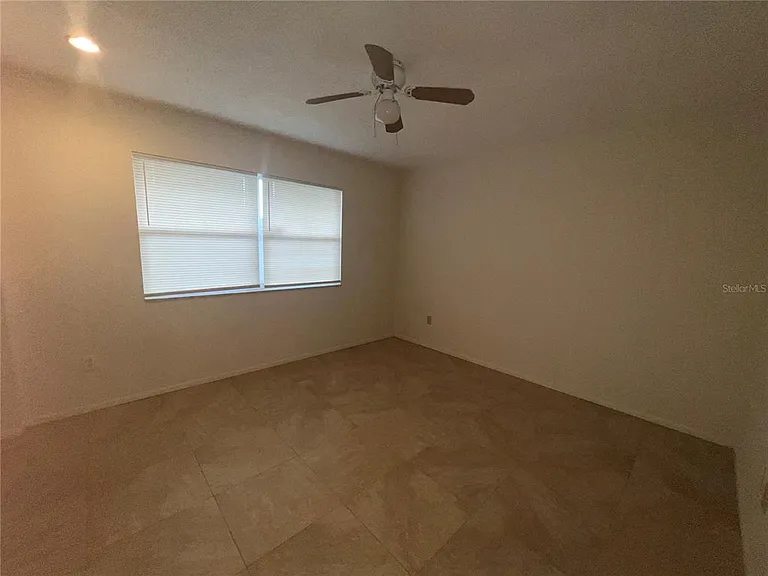 1636 Hayworth Rd — Photo 9