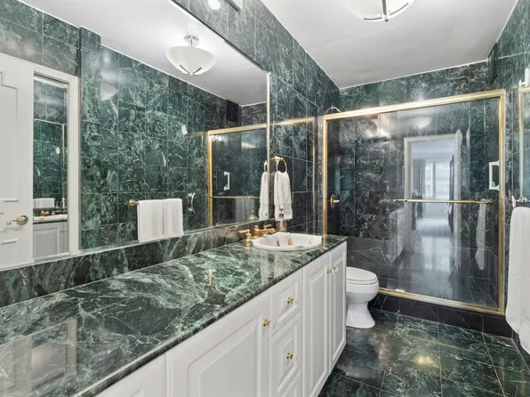 303 East 57th Street 28F image 12 of 12
