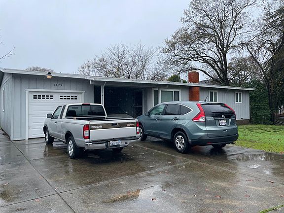 2nd image of 1129 West Avenue