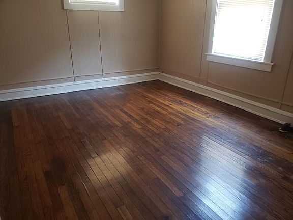 2nd image of 802 S Keeler Ave