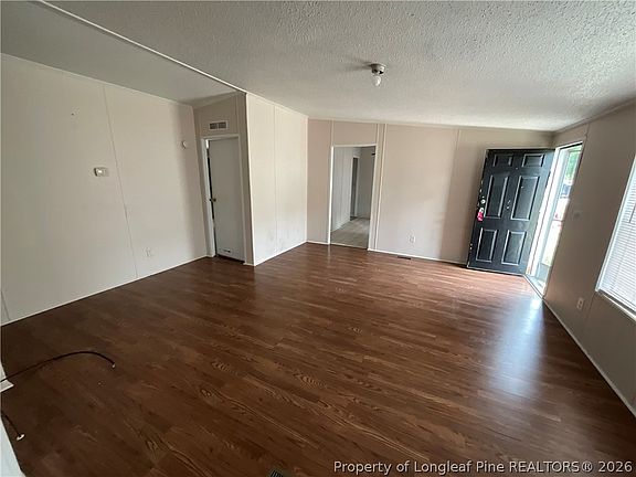 4th image of 159 Pine Haven Dr