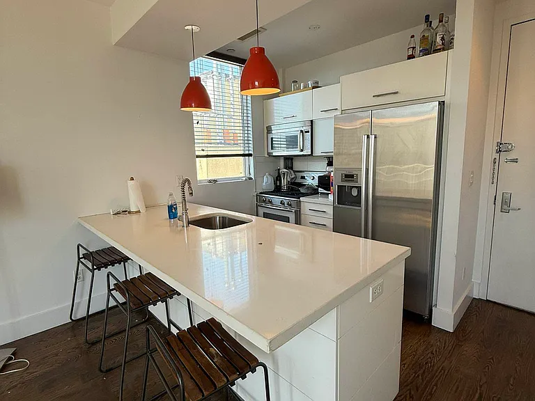 140 Degraw St #TOP — Photo 2