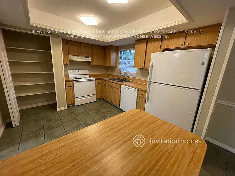 3816 Southview Dr — Photo 3