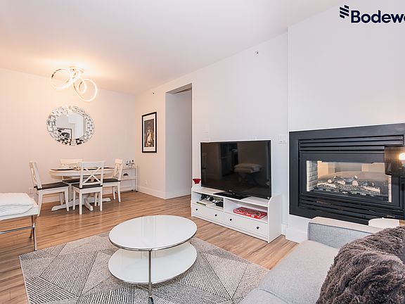 4th image of 1238 Burrard St