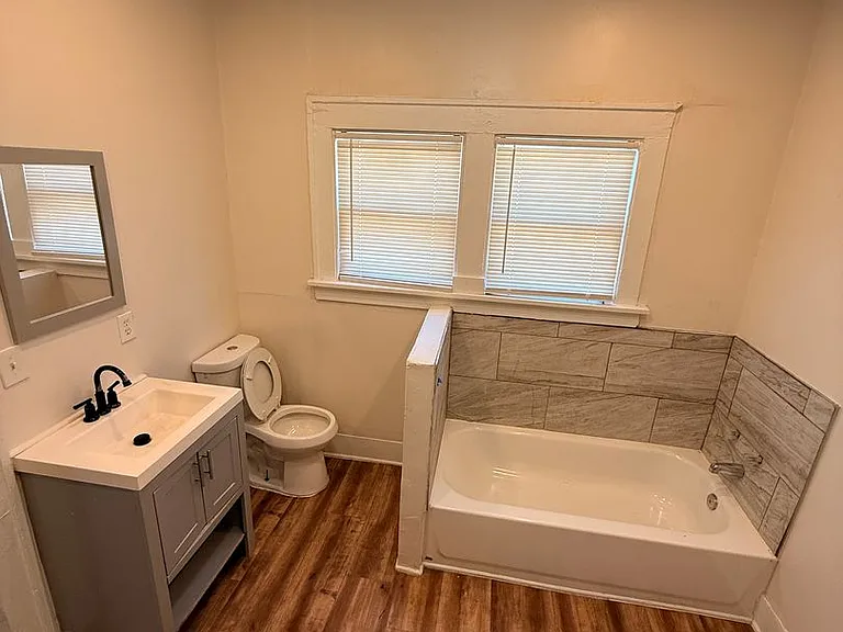 1311 E Nevada St — Photo 7