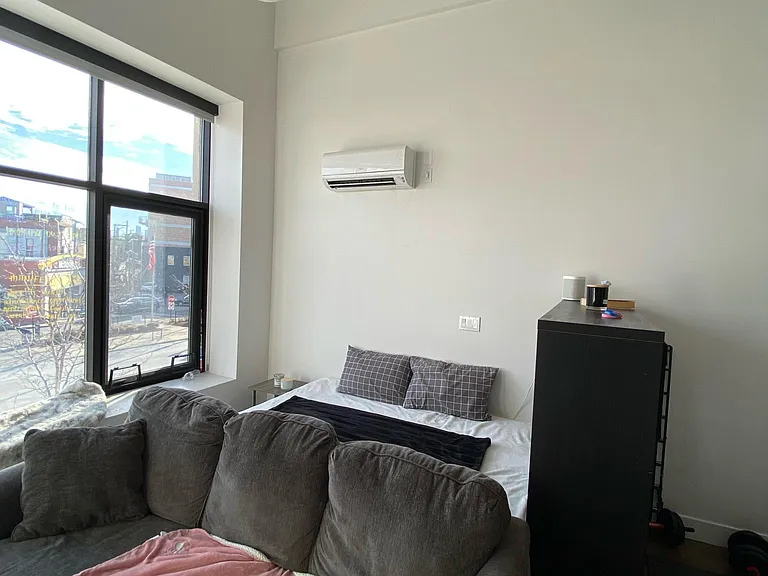 1961 N Milwaukee Ave #201 — Photo 12