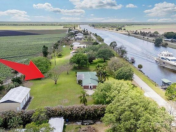 2nd image of 2531 River Road