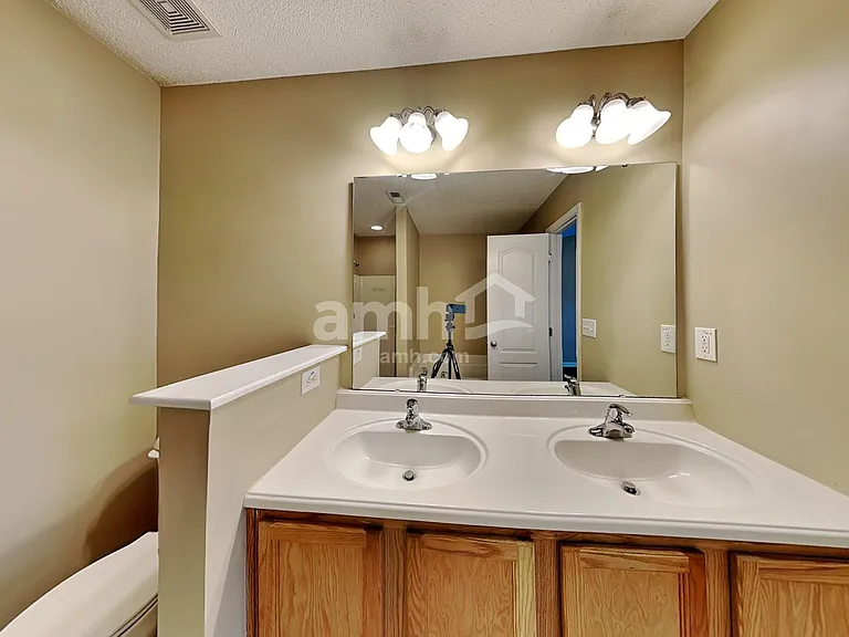 3527 Rivermist Dr — Photo 13