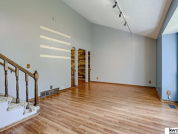 5th image of 13263 Brookside Dr