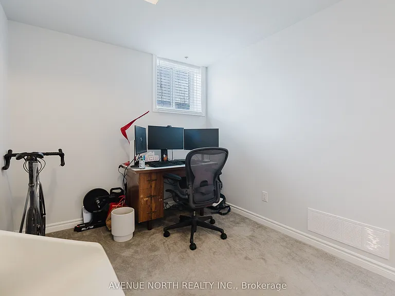 836 Mikinak Rd — Photo 15