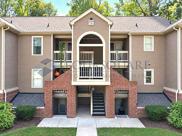 2 bed, 1.0 bath, 972 sqft, $1,497 — Photo 1