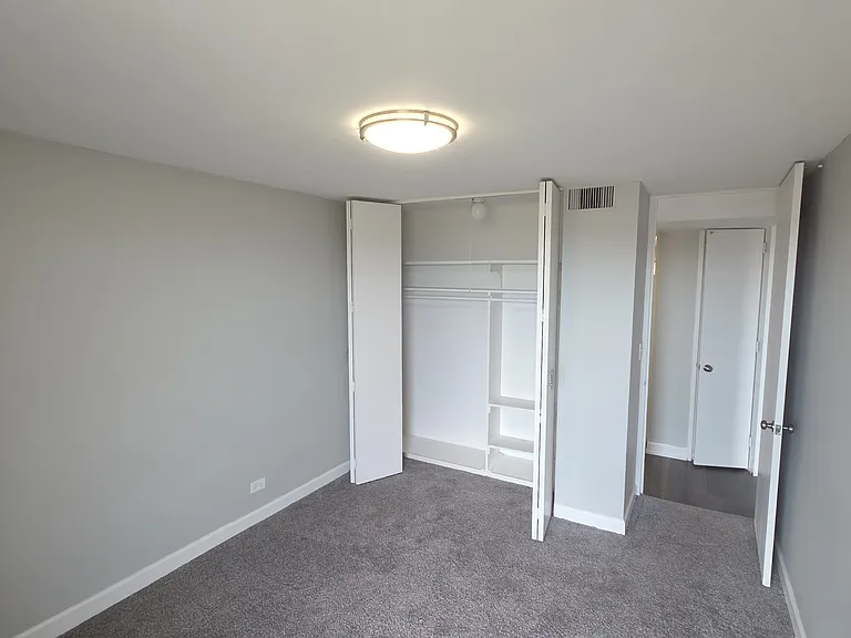 The Jefferson Apartments — Photo 26