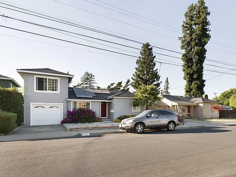 C St — Photo 14