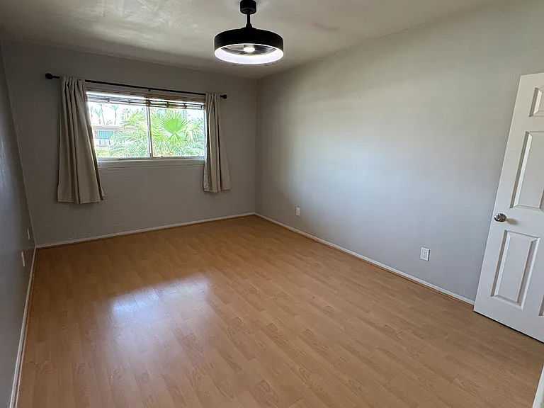 6804 E 2nd St #15 — Photo 14