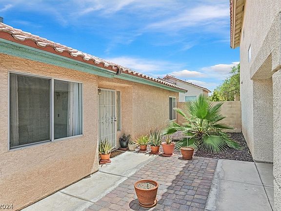 2nd image of 4013 Red Pony Ct