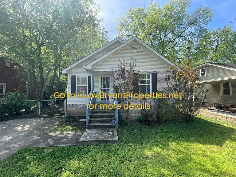 2209 Albion St — Photo 1