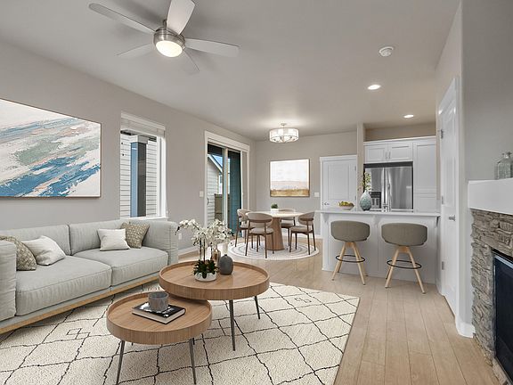 3rd image of 61073 SE Sydney Harbor Dr