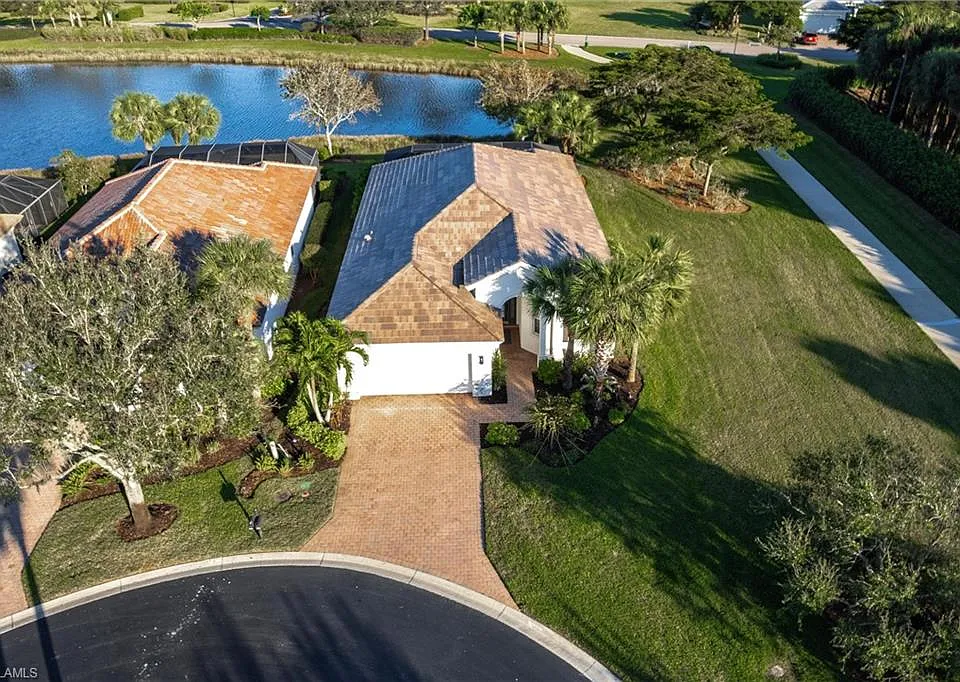 3920 Lakeview Isle Ct