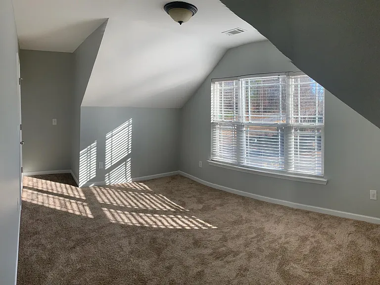 20 Oakmont Dr — Photo 16