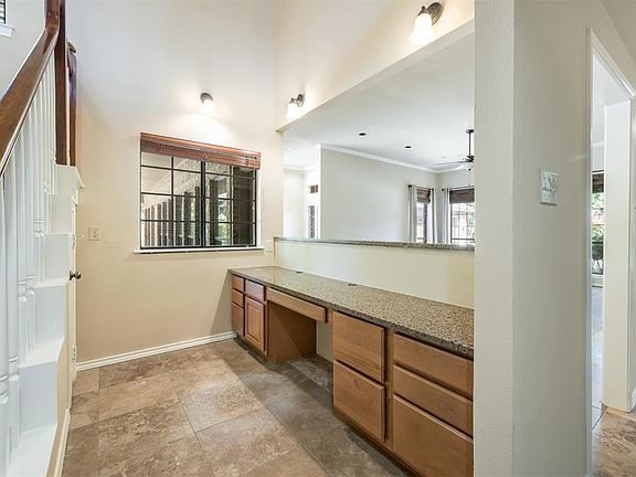 5th image of 2705 Chadbourne Dr