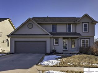 1935 S 197th St, Omaha, NE 68130