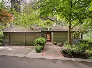 10602 SW Inverness Ct, Portland, OR 97219