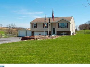 127 Fox Rd, Mohrsville, PA 19541