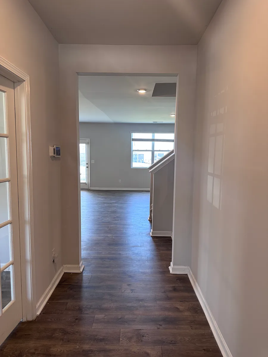 Building Photo - 3022 Mallard Dr