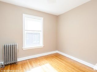 5322 N Winthrop Ave #1621, Chicago, IL 60640