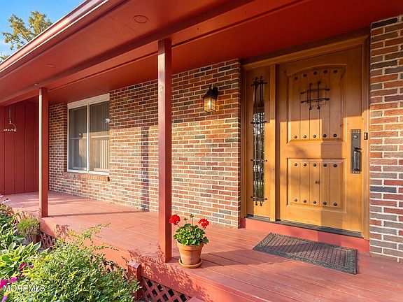 3rd image of 266 Union Hill Road