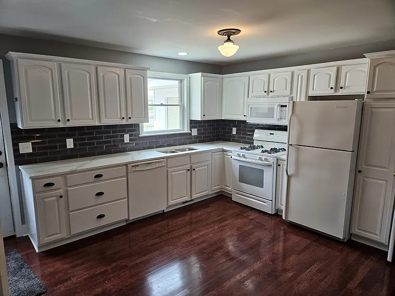 117 Hastings St NE #1 — Photo 9