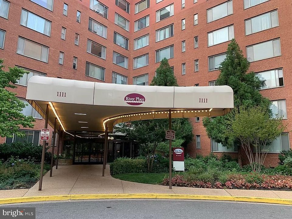 1st image of 1111 Arlington Blvd APT 601