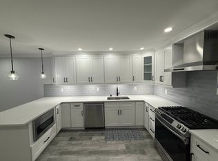213 92nd St APT 1, Brooklyn, NY 11209