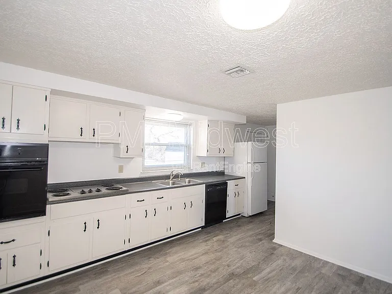 8636 E Edgewood Ave — Photo 17