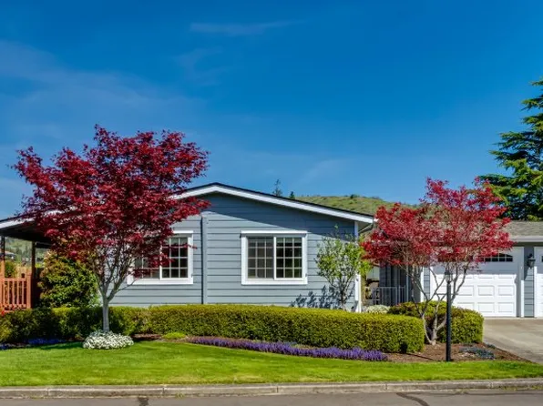 34681 Devonshire Dr, Eugene, OR 97405